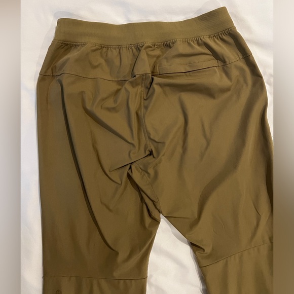 Lululemon ABC Jogger *Warpstreme - Artifact - Large - 30” Length - Picture 6 of 9